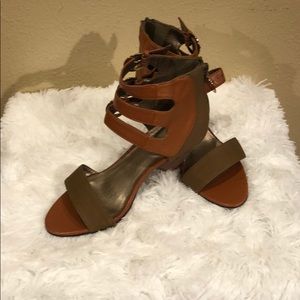 Go Max 3 1/2” wedge heels